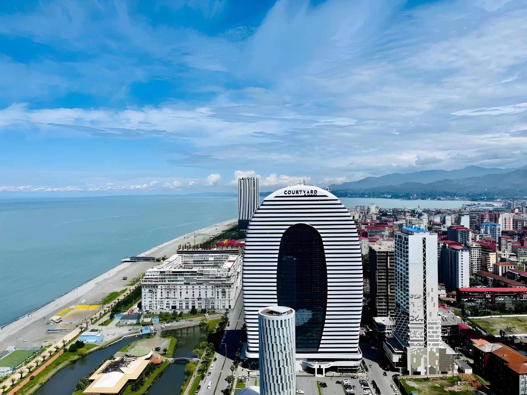 Luxury Orbi City Sea View Aparthotel Batumi Exterior foto