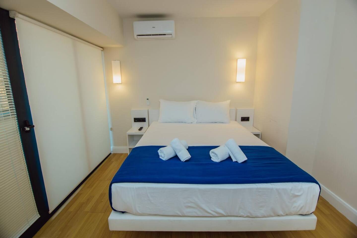 Luxury Orbi City Sea View Aparthotel Batumi Exterior foto
